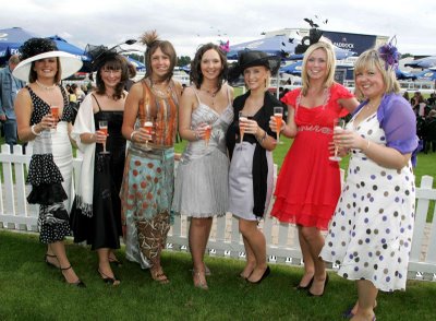 Minibus hire to the Races